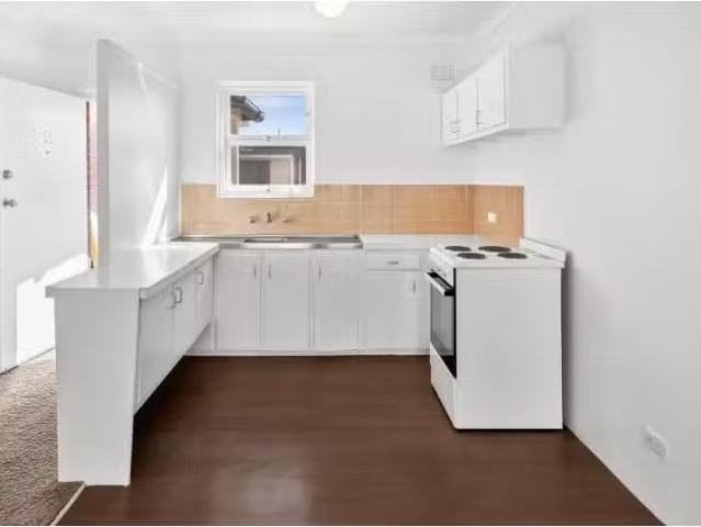 18/1 Murray Road, Freshwater Apartment for rent Listed by Lin.