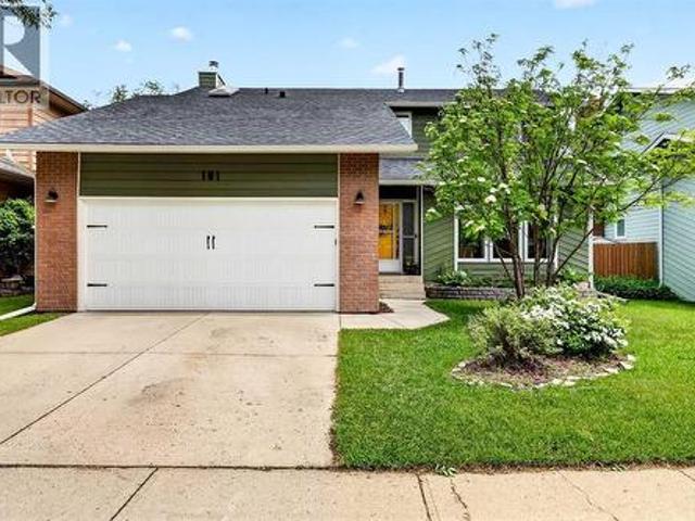 181 Woodhaven Drive, Okotoks, AB, T1S 1L8 house for sale | Listing ID A2326 | Royal LePage