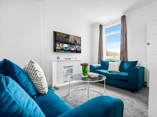 181 The Avenue, Birmingham, B27 6NP, United Kingdom | 3 bed apartment for rent #160130002 | Rentberry