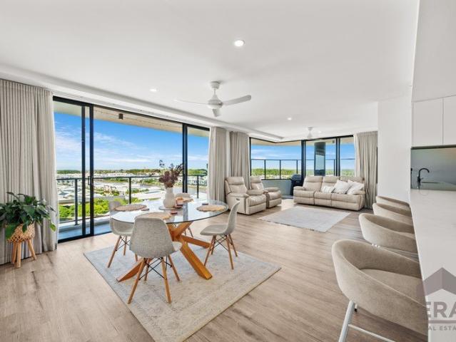 181m2 Three Bedroom Sub Penthouse Apartment