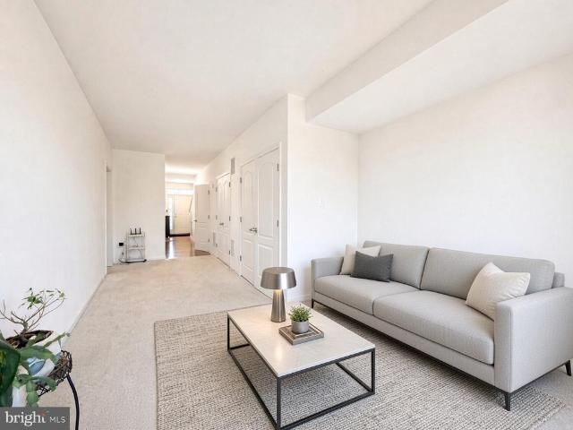 18245 Hurricane Court