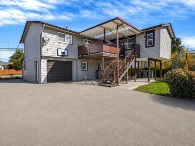 1824 Avenue, Surrey, BC, V3S 8A7 house for sale | Listing ID R3148 | Royal LePage