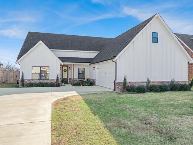 1825 Meadowview