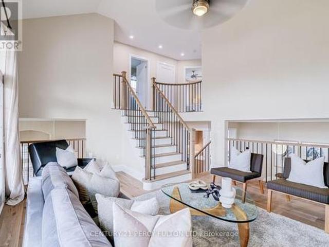 1825 Parkhurst Crescent, Pickering, ON, L1X 0B1 house for sale | Listing ID E13794 | Royal LePage