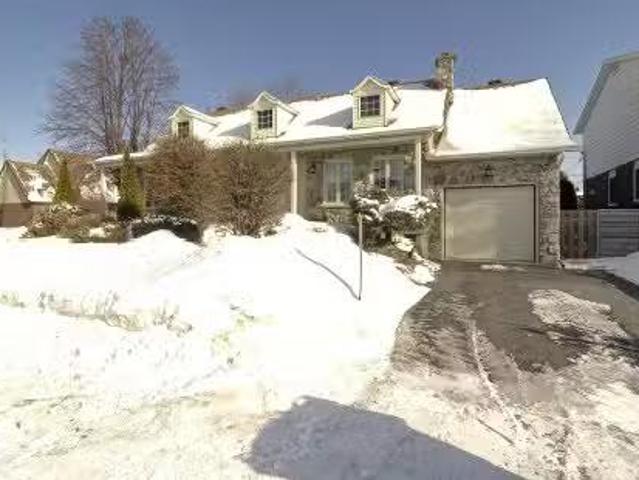 1825 Rue Nancy, Brossard, QC, J4Y 2M4 house for sale Listin.