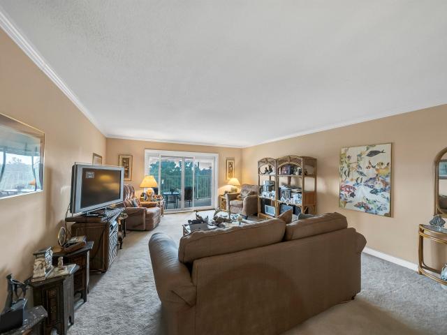 1825 St. Julian Place