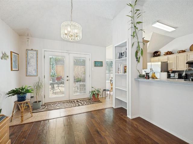 1825 Yorkshire St, Fort Worth, TX 76134 | MLS #21241