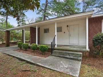 1826 Overhill Road