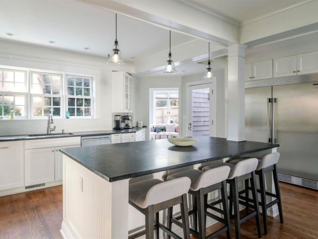 1826 Wayside Pl, Charlottesville, US, VA