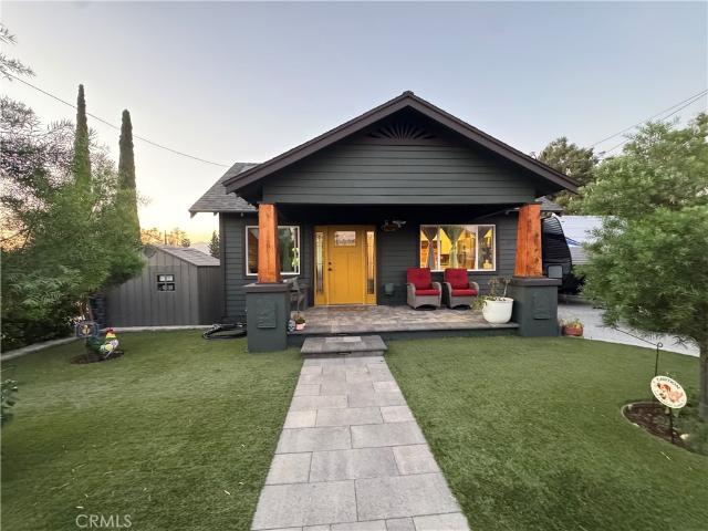 1827 E Citrus