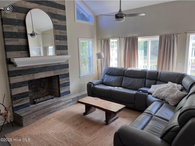 1828 Darian Drive