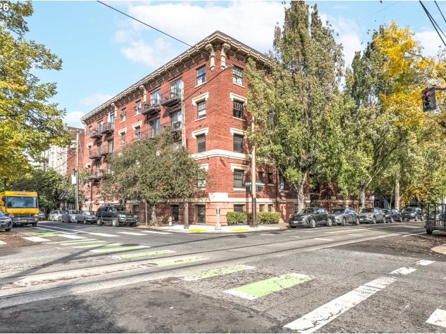 1829 NW Lovejoy St, Unit 103, Portland, OR 97209 | MLS #538385