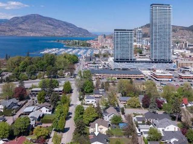 1829 Abbott Street, Kelowna, BC, V1Y 1B6 house for sale | Listing ID 10386 | Royal LePage