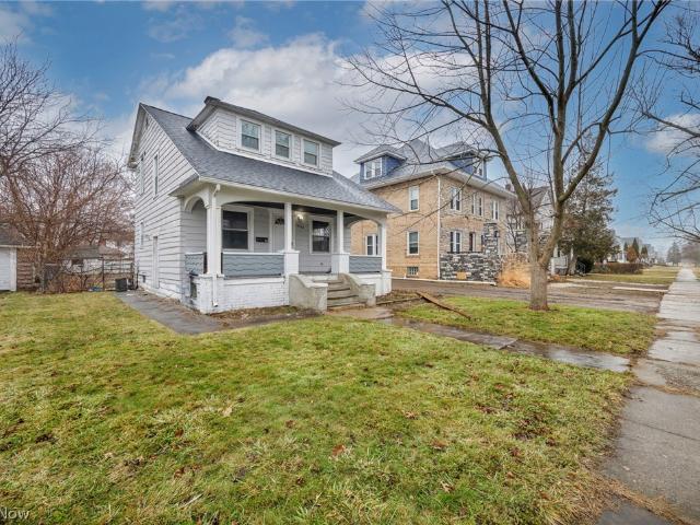 1829 E 33rd Street