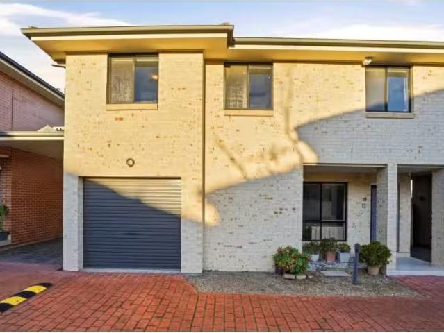 18/29 31 O'brien Street, MOUNT DRUITT Townhouse for rent List.