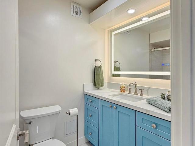 1820 Avenida Del Mundo, Unit 208, Coronado, CA 92118 | MLS #PTP2604