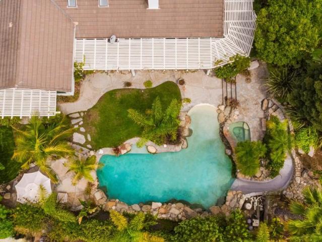 1820 Crystal View Circle
