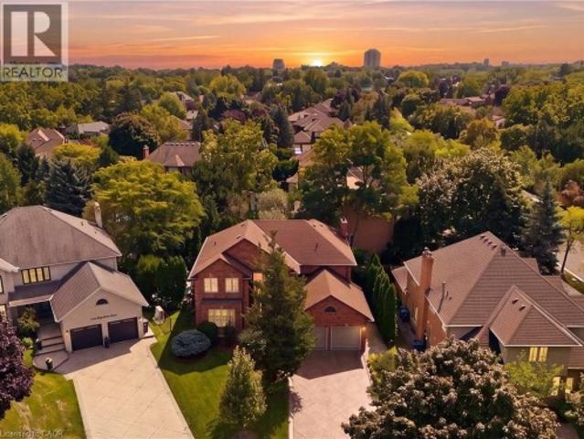 1820 Shady Creek Court, Mississauga, ON, L5L 3W2 house for sale | Listing ID 40860 | Royal LePage