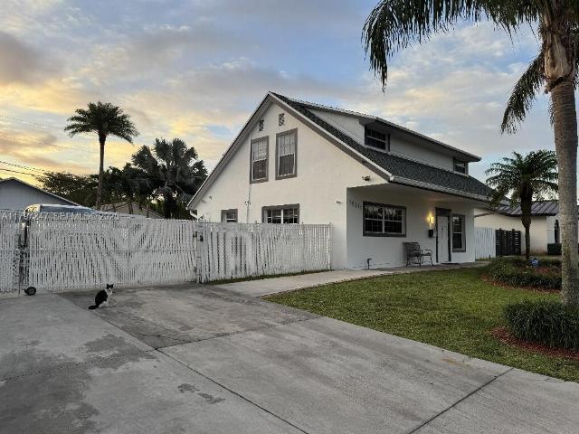 18211 SW 95th Ct, Palmetto Bay, FL 33157 | MLS #A11797