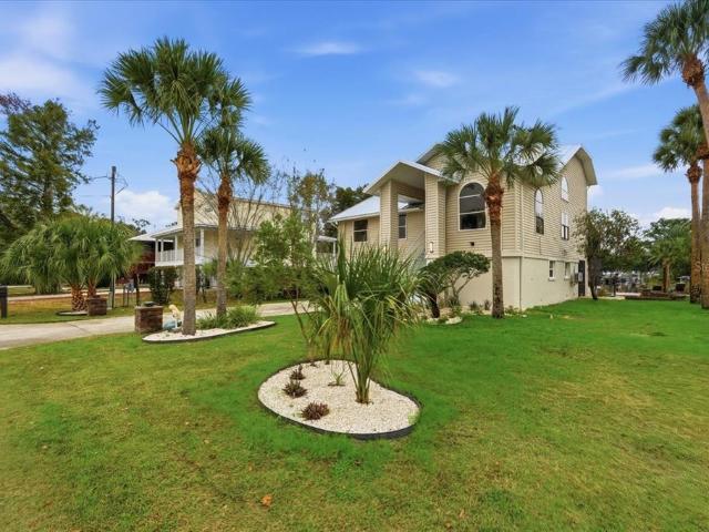 1821 NW 20th Ave, Crystal River, FL 34428 | MLS #850612