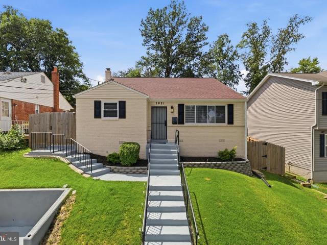 1821 Campbell Drive