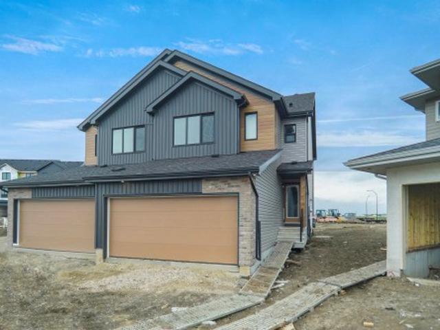 1822 Street Nw, Edmonton, AB, T6M 3N7 house for sale | Listing ID E4496 | Royal LePage