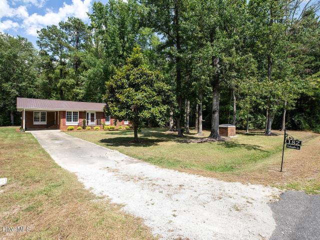 182 Crabapple Lane
