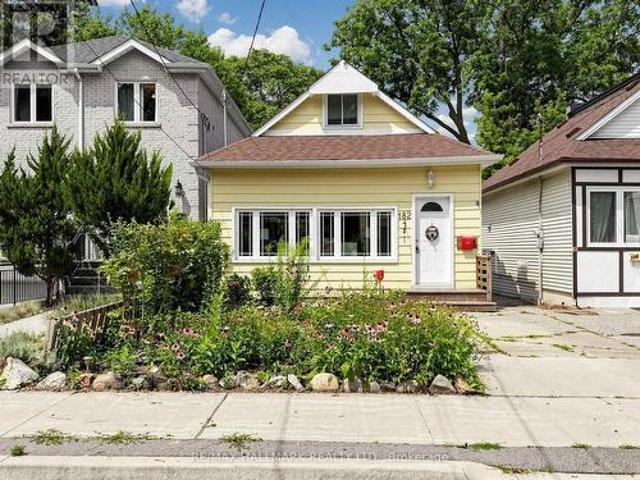 182 Holborne Avenue, Toronto, ON, M4C 2R8 house for sale | Listing ID E13672 | Royal LePage