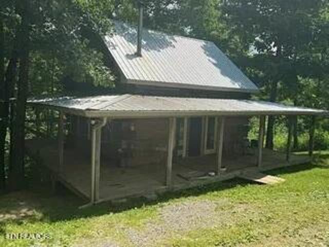 182 Hillbilly Lane