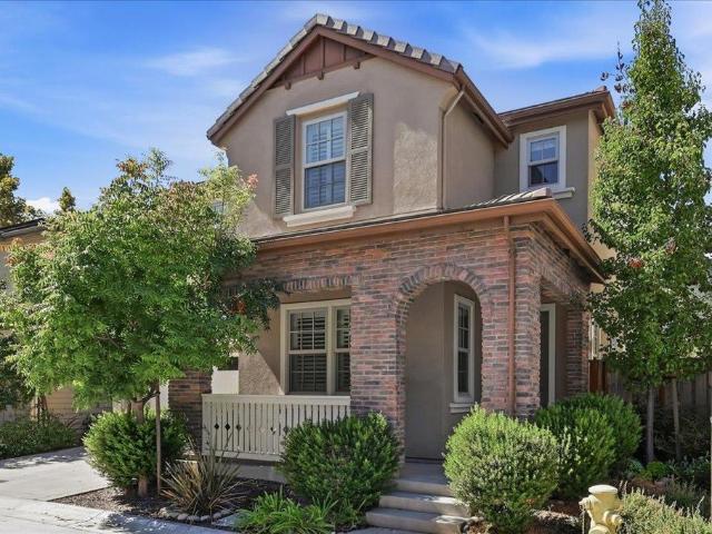 182 Melia Loop