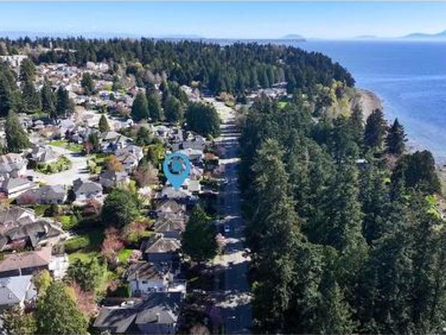 1834 Ocean Park Road, Surrey, BC, V4A 3M3 house for sale | Listing ID R3173 | Royal LePage