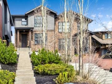 House for sale in South Calgary - Patio