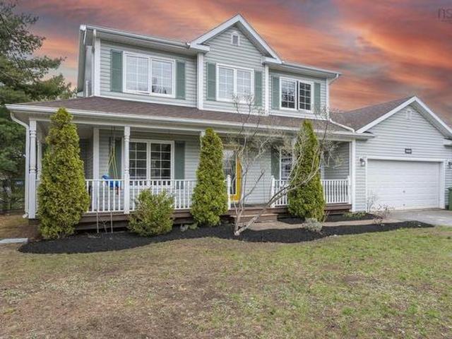 1835 Acadia Drive, Kingston, NS, B0P 1R0 house for sale | Listing ID 202609 | Royal LePage