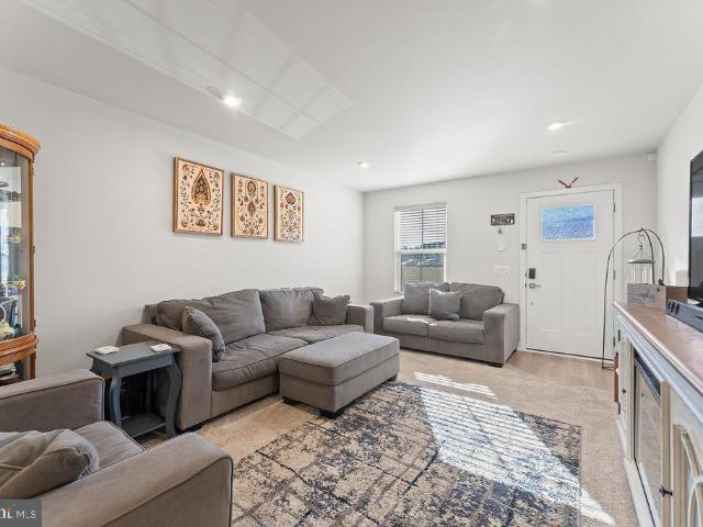 18368 Centennial Circle