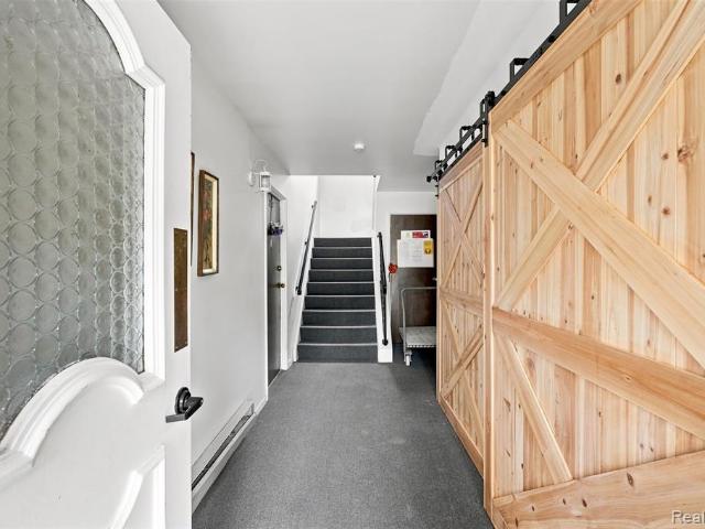 1836 Colonial Village Way