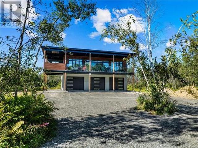 1836 Yorkshire Drive, Val Caron, ON, P3N 1R9 house for sale | Listing ID 2127 | Royal LePage