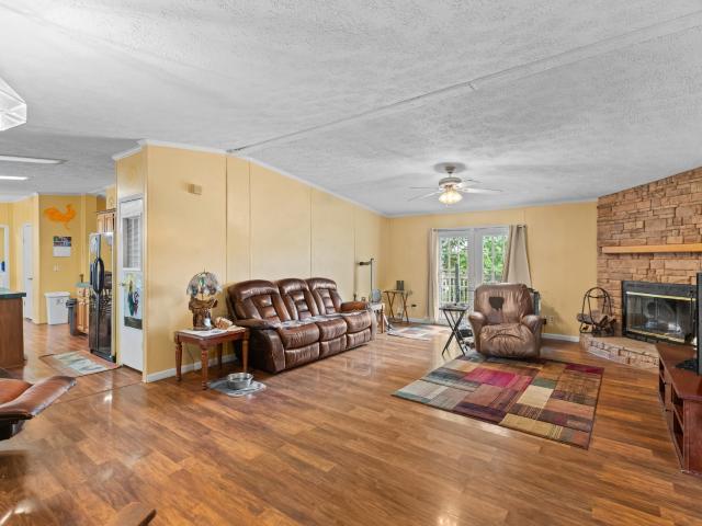 1839 Promiseland Rd