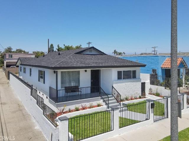 1839 W 35th