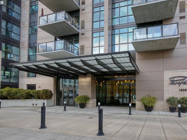1830 nw riverscape st # 405