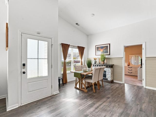 1830 Berkley Village Loop