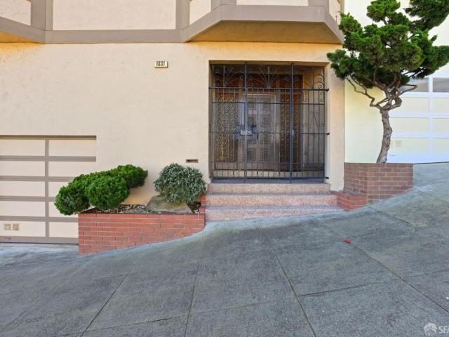 1831 Silliman St, San Francisco, CA 94134 | MLS #425090