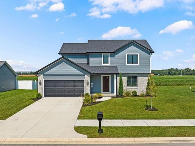18333 Peregrine Dr, New Paris, IN 46553