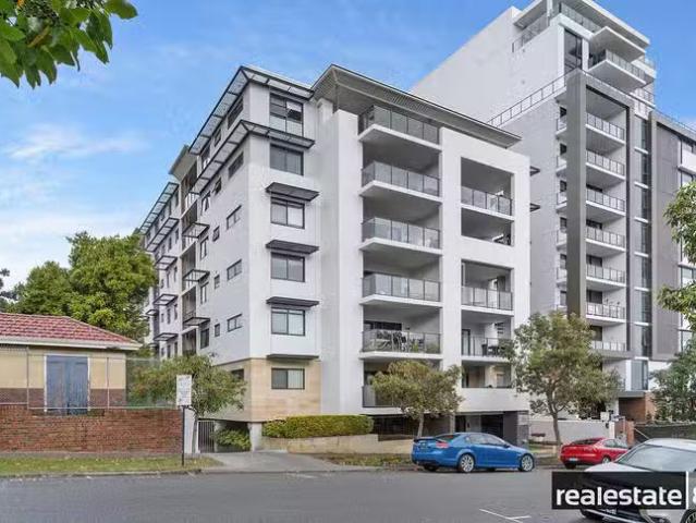 18/33 Bronte Street, East Perth, WA 6004