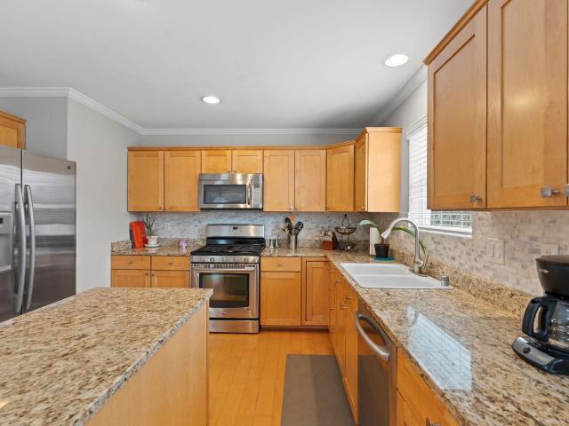 1833 La Belle Springs Ln