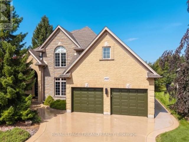 1833 Standfield Road, London North R, ON, N6G 5G1 Luxury House for sale | Listing ID X13761 | Royal LePage Carriage Trade Luxury Properties