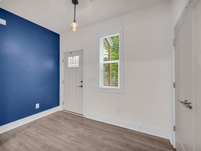183 Cleveland No. b, atlanta, us, ga