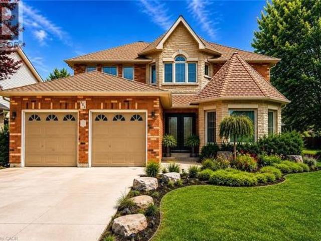 183 Daniels Street, Ancaster, ON, L9G 4Y6 house for sale | Listing ID 40851 | Royal LePage