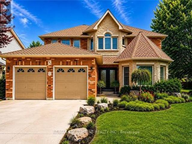183 Daniels Street, Hamilton, ON, L9G 4Y6 house for sale | Listing ID X13617 | Royal LePage