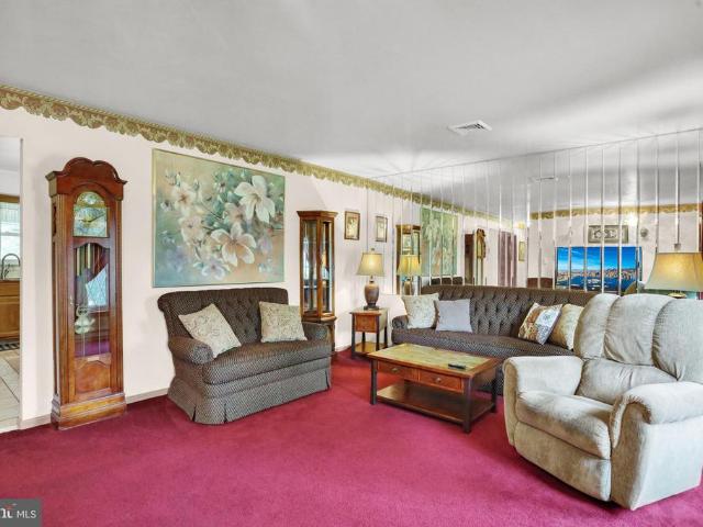 183 E Adamsdale Road