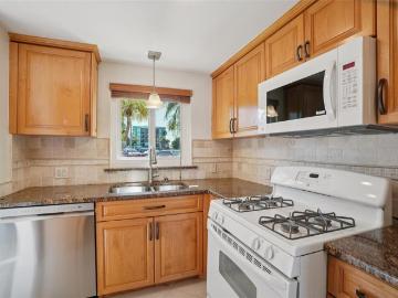 1847 Shore Dr S, Unit 117, South Pasadena, FL 33707 | MLS #TB8499